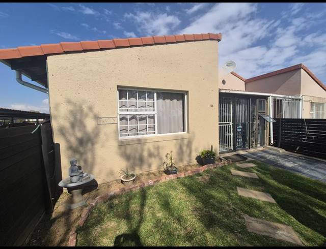 3 BEDROOM CLUSTER FOR SALE IN ELSPARK